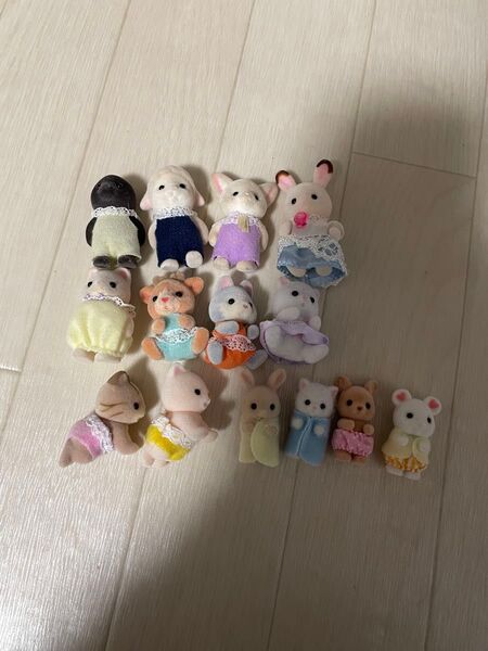 シルバニアファミリー 赤ちゃん まとめ売り14体セット モグラ ペルシャネコ