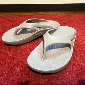 新品未使用 OOFOS ウーフォス サンダル ベージュ JP25cm リカバリーサンダル シューズ 靴 19