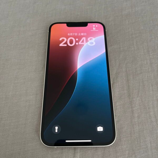 【美品】Apple iPhone 13 128GB スターライト SIMフリ