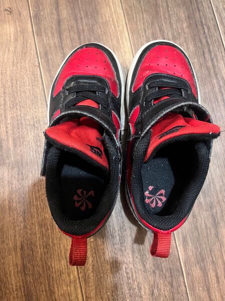 NIKE キッズ スニーカー マジックテープ レッド ブラック