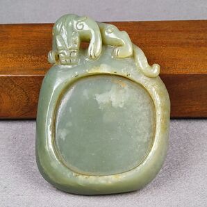 ★送料無料 24時間以内発送★本物和田玉 原石 手彫 清 龍紋 筆添 硯 置物