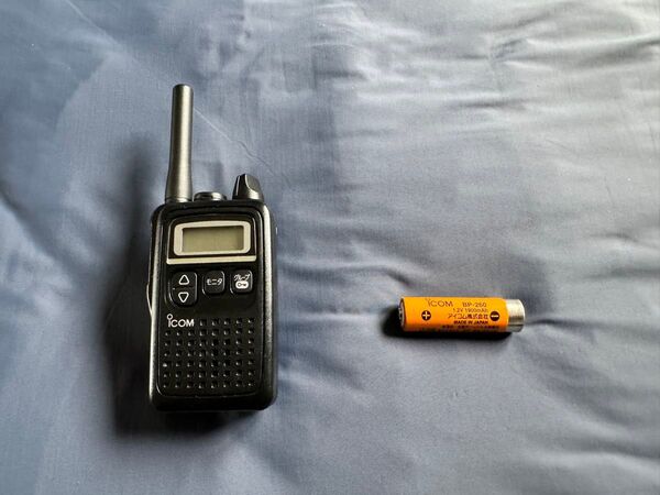 ICOM トランシーバー IC-4300