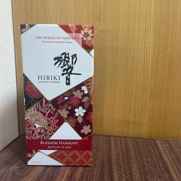 新品 サントリーウイスキー響 BLOSSOM HARMONY 2024 700ml カートン付き1本