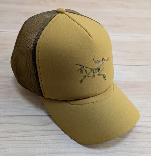ARC TERYX アークテリクス Bird Trucker Curved バード トラッカー