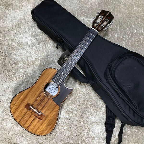 国産ハイエンド KOU ukulele CBSK-LN 古林氏作ウクレレ コンサートロングネック コア単板 美品 ギグバッグ付き