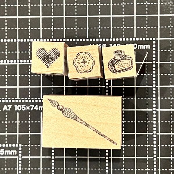 horime tougei 作家さんスタンプ ガラスペン インク ボタン 刺繍ハート