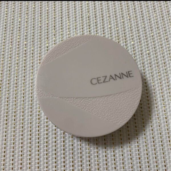 CEZANNE セザンヌ 毛穴レスパウダー フェイスパウダー 404B 8g