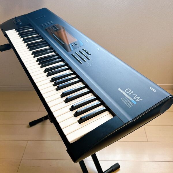 コルグ KORG / 01 W FD Music Workstation 61Keysスタンド付き