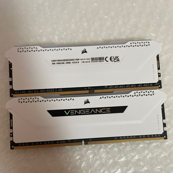 期間限定値下げ CORSAIR VENGEANCE RGB PRO SL 16GB メモリ