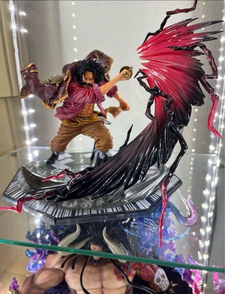 ワンピースone piece ロジャー フィギュアーツzero 神避