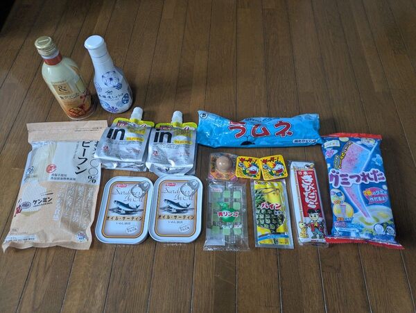 食品 詰め合わせ まとめ売り お菓子 駄菓子 贅沢マンゴー ウィーダーinゼリー 醤油 オイルサーディン 缶詰 ビーフン等