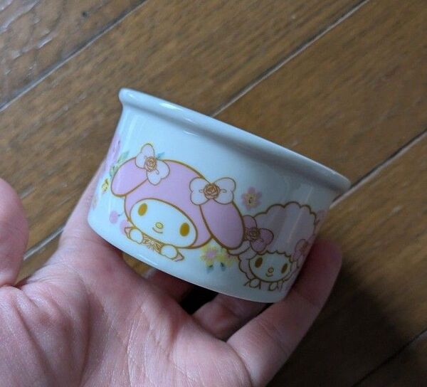 サンリオ マイメロディ リズメロ マイメロ LIZLISA リザリサ 食器 陶器 ココット皿?