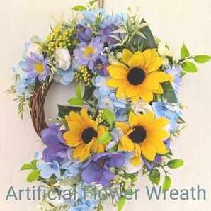 フラワーリース♪ ひまわり、紫陽花が可愛く夏らしいリースです♪ グリーンが爽やかさなクレッセント型です♪