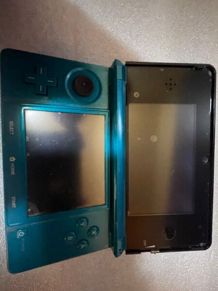 ニンテンドー3DS本体 アクアブルー 箱無し +モンハン4Gソフト付き ソフトケースは紛失のため無し。