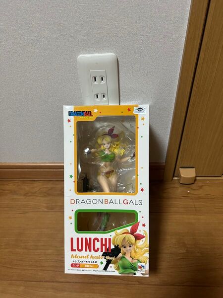 ドラゴンボールギャルズ ランチ 金髪Ver. ドラゴンボール 完成品