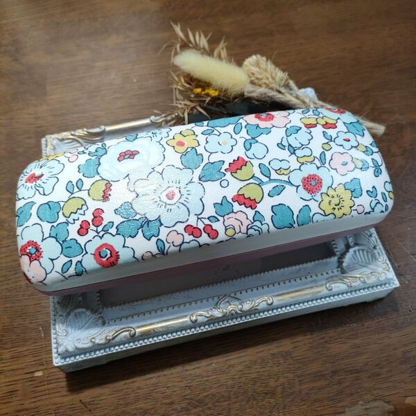 ♪メガネケース 眼鏡ケース 花柄 ボタニカル デコパージュ ハンドメイド♪