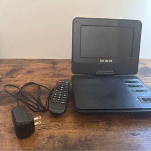 ポータブルDVDプレーヤー