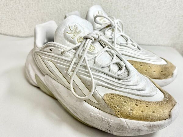 adidas アディダスOZELIA オゼリア スニーカー ホワイト 23.5cm