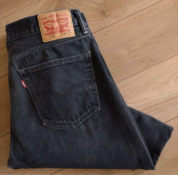 Levi's 505ブラックジーンズ デニム W36L32