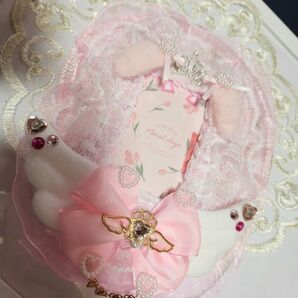 ハンドメイド 硬質ケースデコ B8 ピンク 白 レースデコ うさ耳 耳付き たれ耳 ロゼット 痛ロゼット