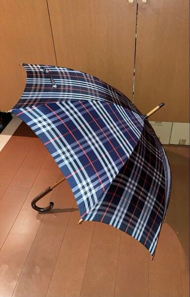 未使用 BURBERRY バーバリー ノバチェック 長傘 木製