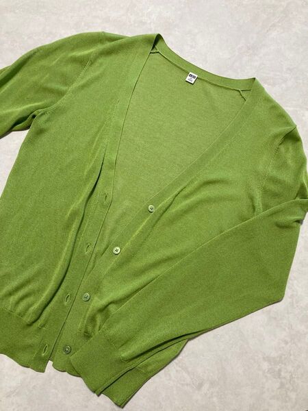 XS ユニクロ ライトVネックカーディガン アセテート混 グリーン GREEN