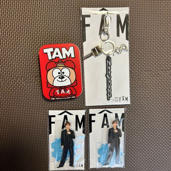 TAM グッズセット キーホルダー アクリルスタンド 2体 小物入れ 4点セット
