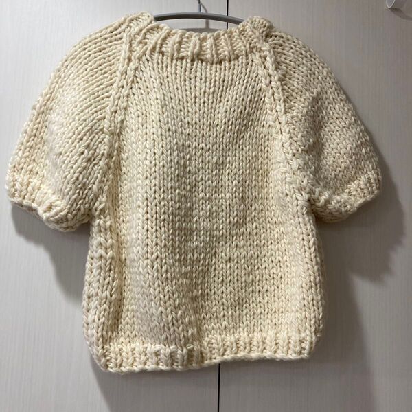 【新品未使用】手編みデザイン 半袖 ニット