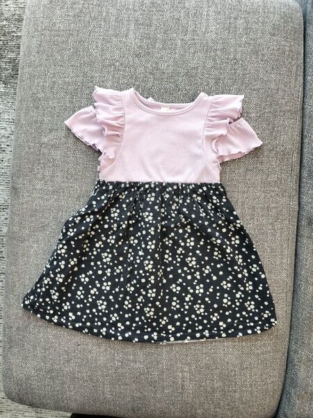 アプレレクール オフショルドッキングワンピース ピンク 花柄ワンピース 90
