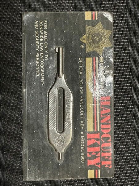 未開封 未使用 品 bianchi ビアンキ ハンドカフ キー 手錠 鍵 LE