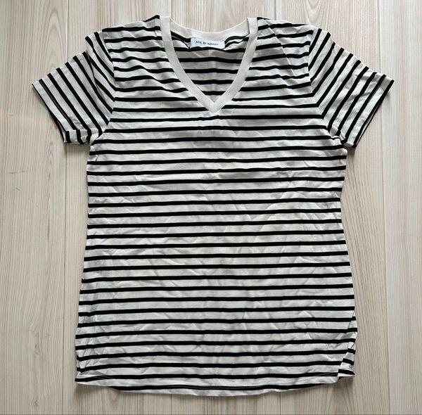 AZUL by moussy VネックTシャツ