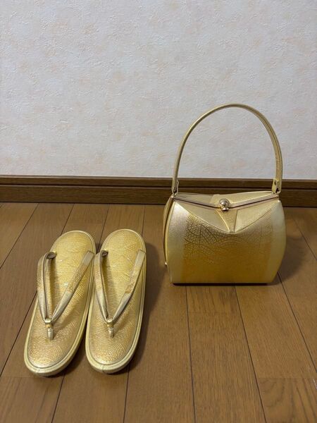 ゴールド 草履とバッグのセット