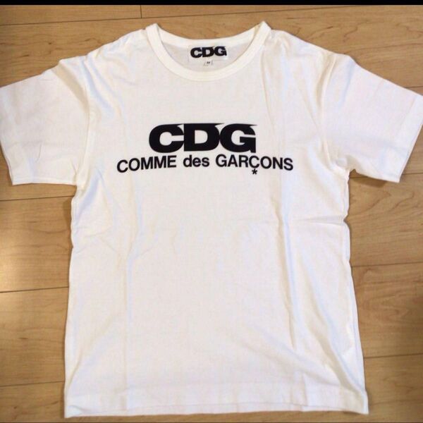 COMME des GARCONS コムデギャルソン Tシャツ 半袖 CDG ロゴ プリント TシャツMサイズ