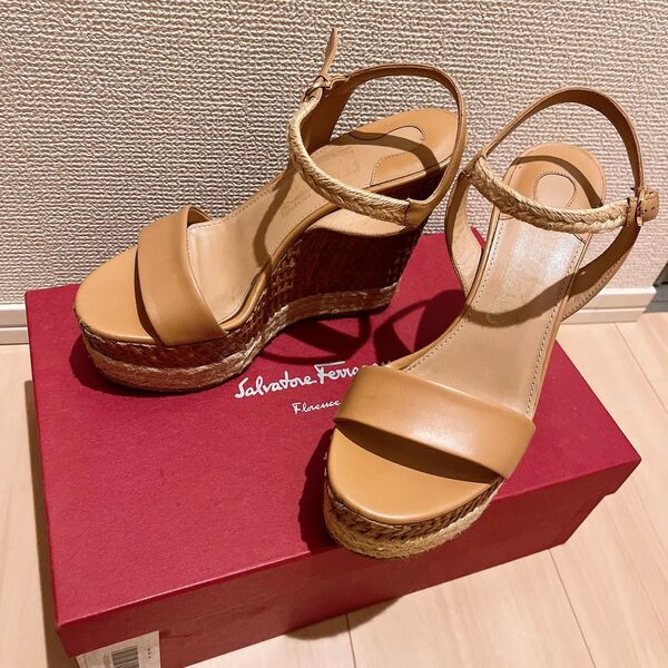 Salvatore Ferragamo サルバトーレ・フェラガモ サンダル/ウェッジソール/レザー/ 6 1/2 23.5cm
