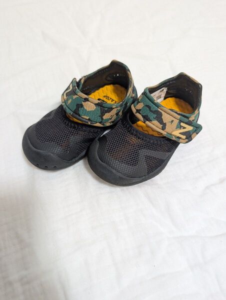 ニューバランス New Balance 12cm サンダル ベビー キッズ