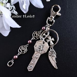 ☆鍵型 聖クリストファー キーホルダー&バッグチャーム☆