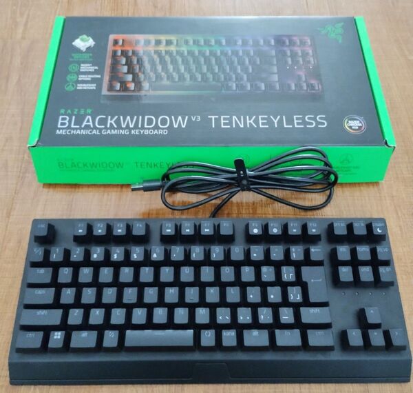 RAZER Blackwidow V3 Tenkeyless 緑軸 日本語配列 ゲーミングキーボード テンキーレス