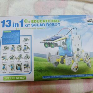 未使用品!プログラミング おもちゃ 13-in-1 ソーラーロボットキット 未組立