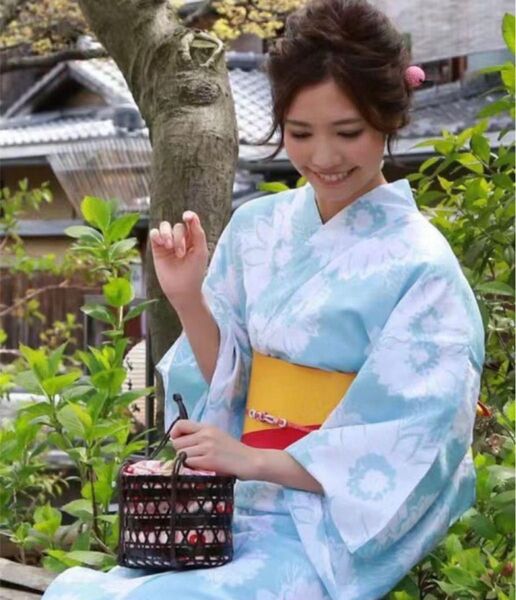 レイティス 水色花柄浴衣セット 浴衣+下駄+帯 3点セット