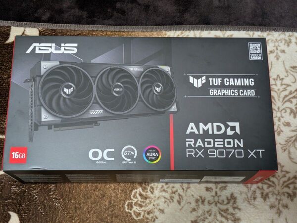 ASUS TUF Gaming Radeon RX 9070 XT OC Edition 未使用に近い
