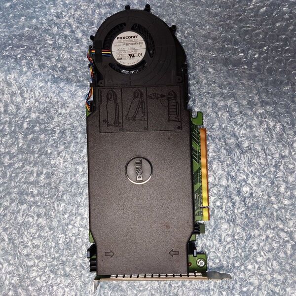 M.2 nvme→PCIE変換増設カード DELL Ultra-Speed Drive Quad T5810