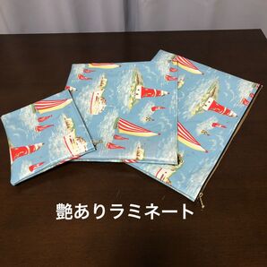 ハンドメイド 艶ありラミネートフラットポーチ3点セット(キャスキッドソン)