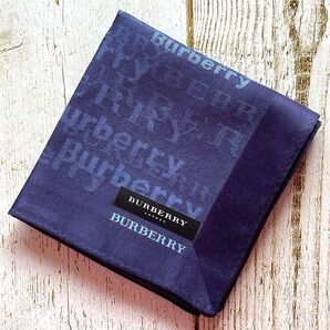 ■未使用■バーバリー ハンカチ ロゴ 総柄 透かし 紺 BURBERRY