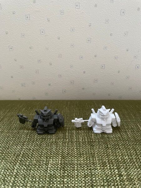 機動戦士ガンダム ガシャポン戦士 SDメカ・ロボケシ Ver.FRGMT 黒 白