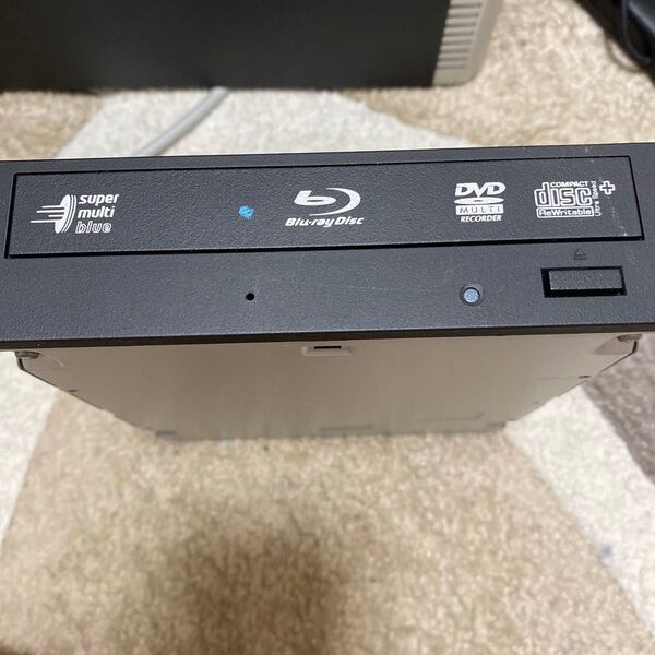 BD-RE(ブルーレイ)・DVDスーパーマルチコンボドライブ