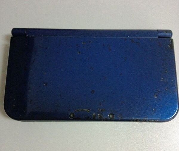 NEW NINTENDO 3DS LL メタリックブルー ジャンク扱い かなり使用感あり Cスティック反応なし SDカード付き