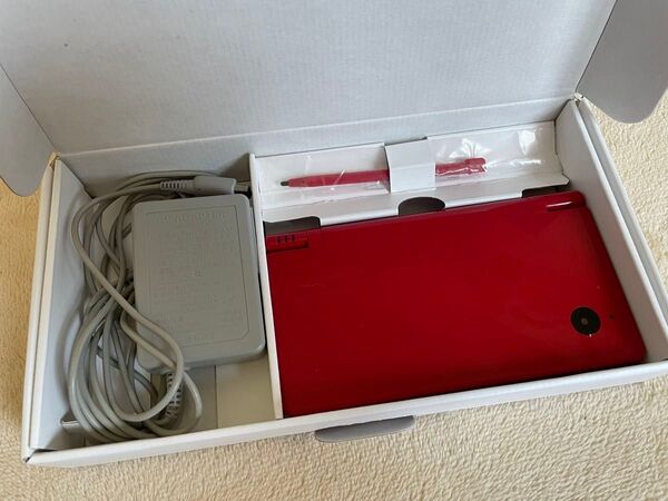 Nintendo ニンテンドーDSi