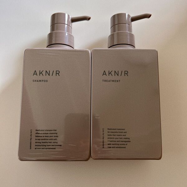 AKNIR アクニー 薬用ヘアシャンプー トリートメントセット 300ml ローズ サンダルウッド