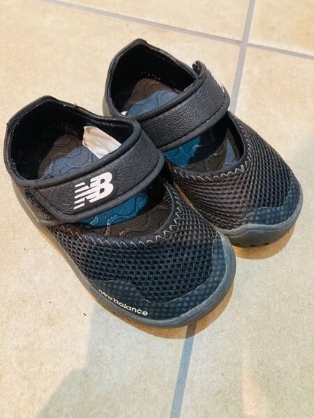 new balance サンダル 12.5cm