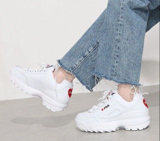 画像追加ありFILA ディスラプター2 ハート レディース スニーカー 厚底 フィラ NIKE adidas